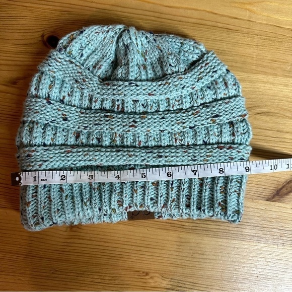 CC Beanie Teal and Speckled Knit Hat - Picture 4 of 5